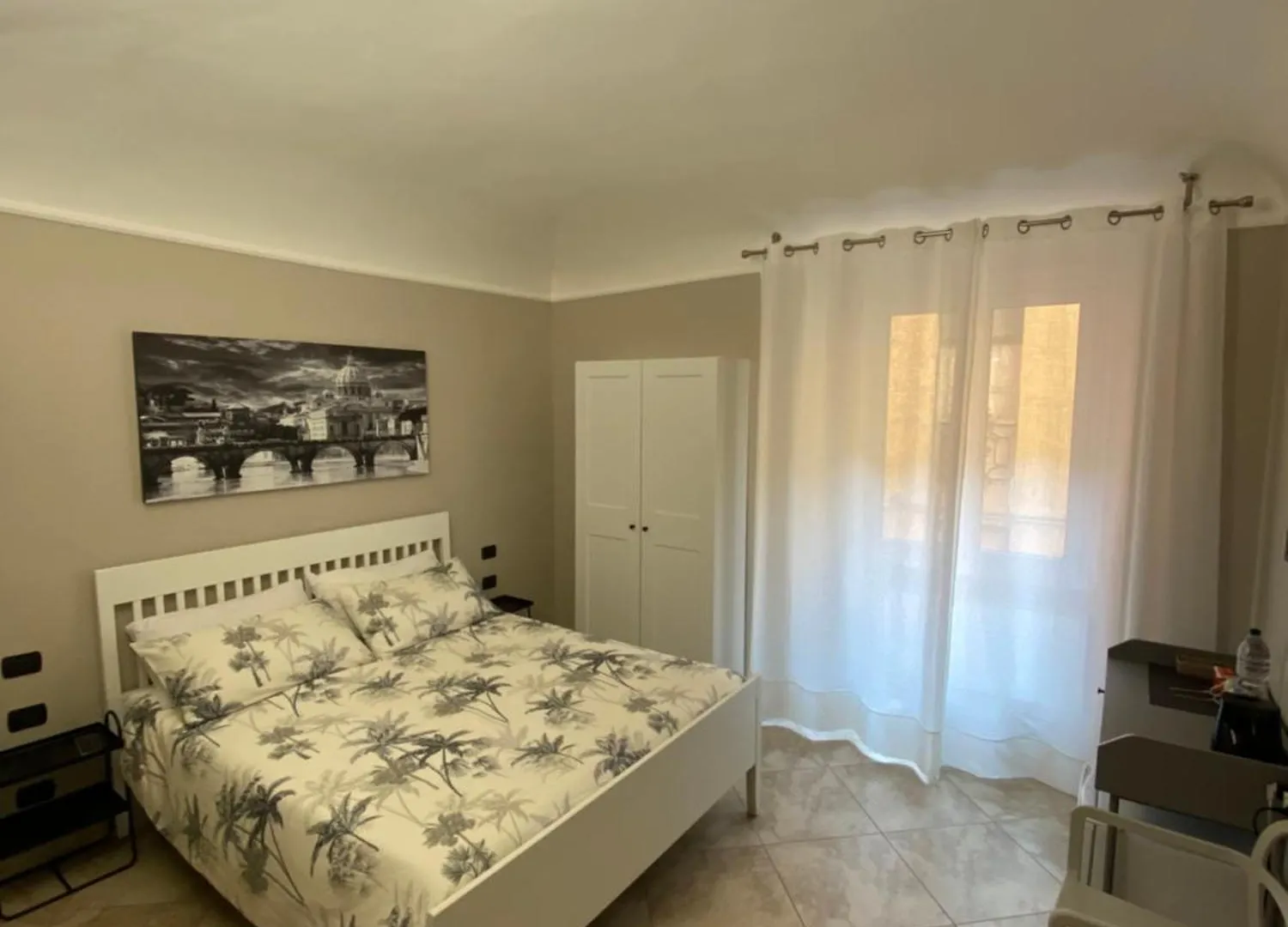 Roma Paradiso Guest House イタリア